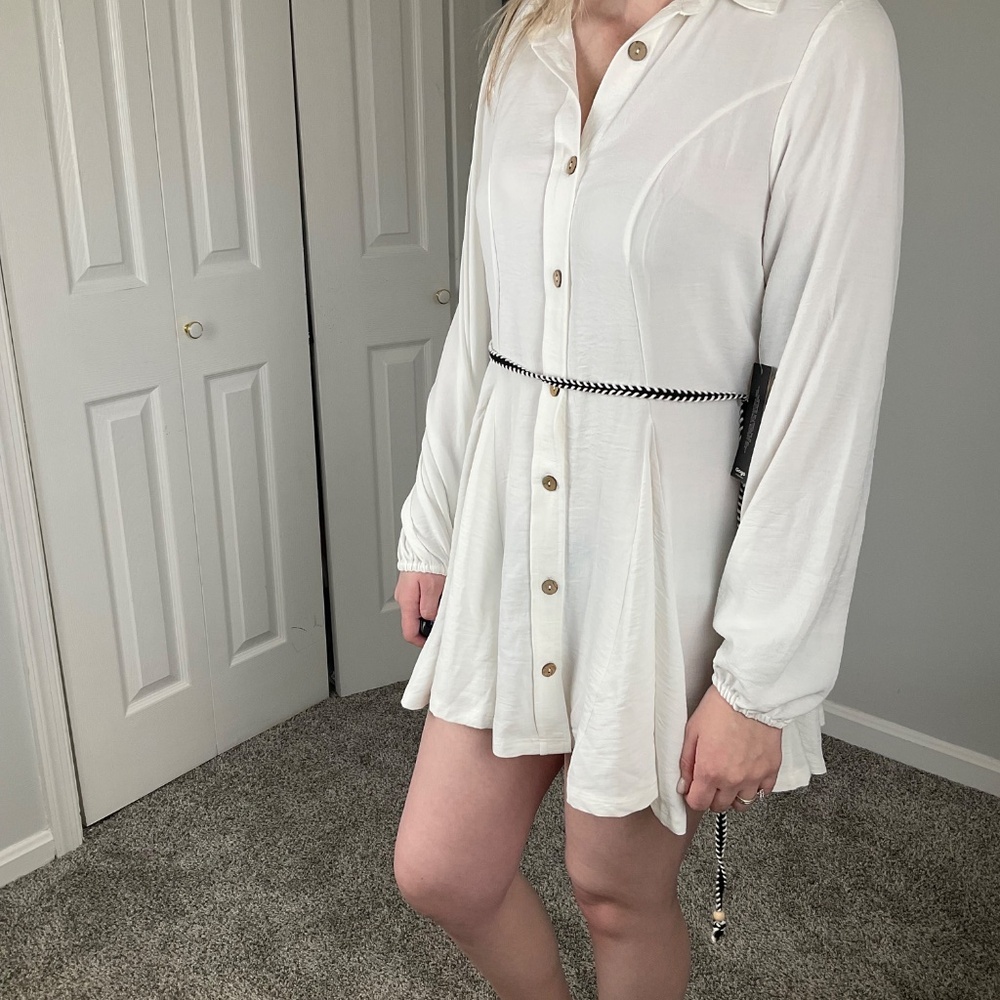 NWT White Dress with Belt - Picture 4 of 5